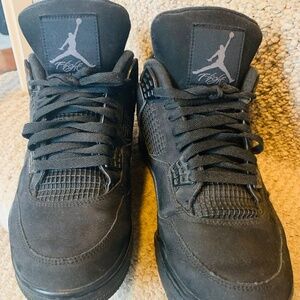 Jordan4 Retro Black Cat sneakers